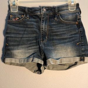 Hollister high waisted shorts